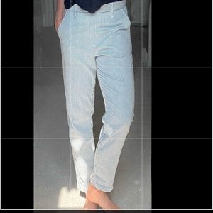 NWOT AG blue/white sear sucker ankle pant size 31